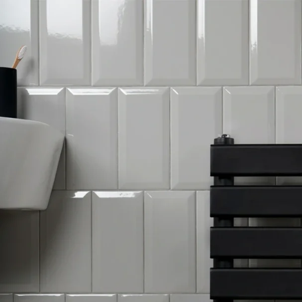 metro light grey wall tile in gloss finish 100x200mm